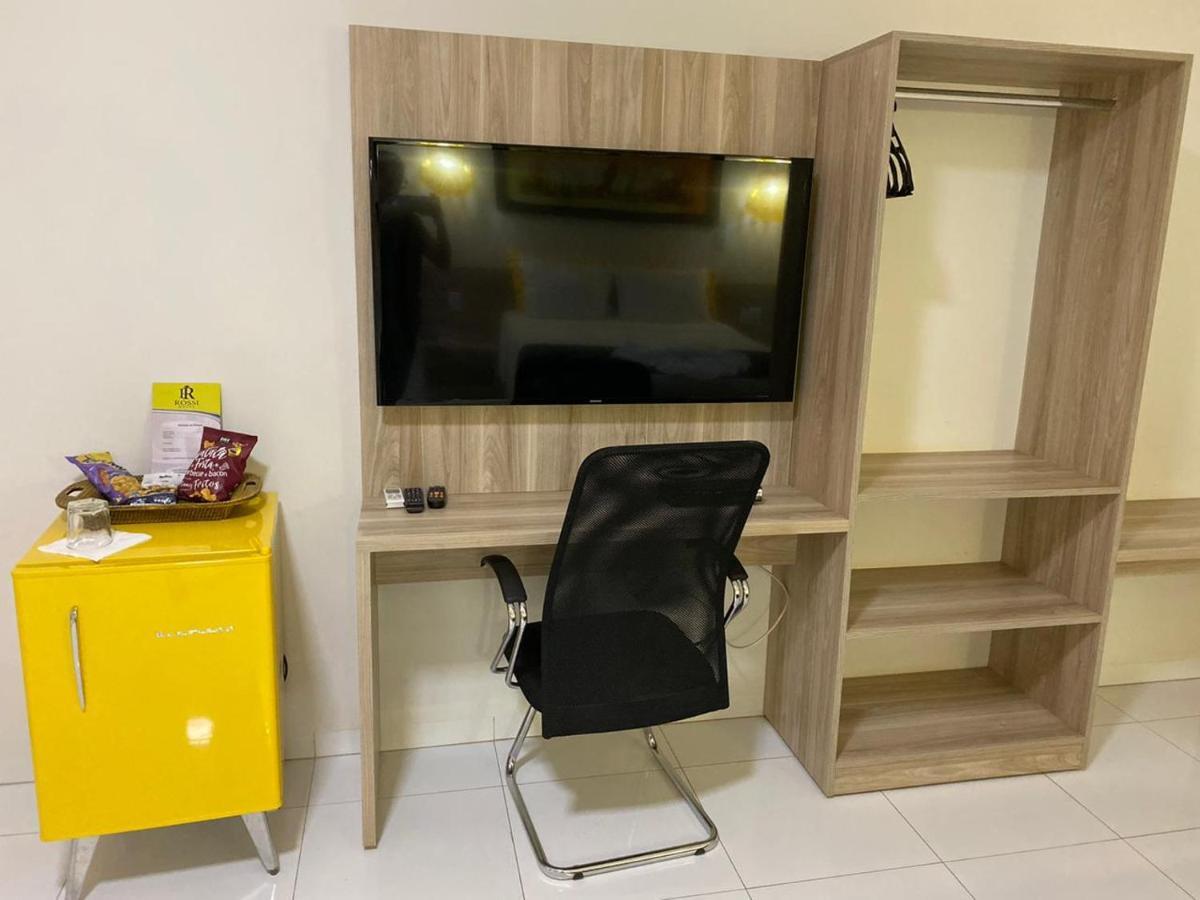 Rossi Hotel Comodoro Екстер'єр фото
