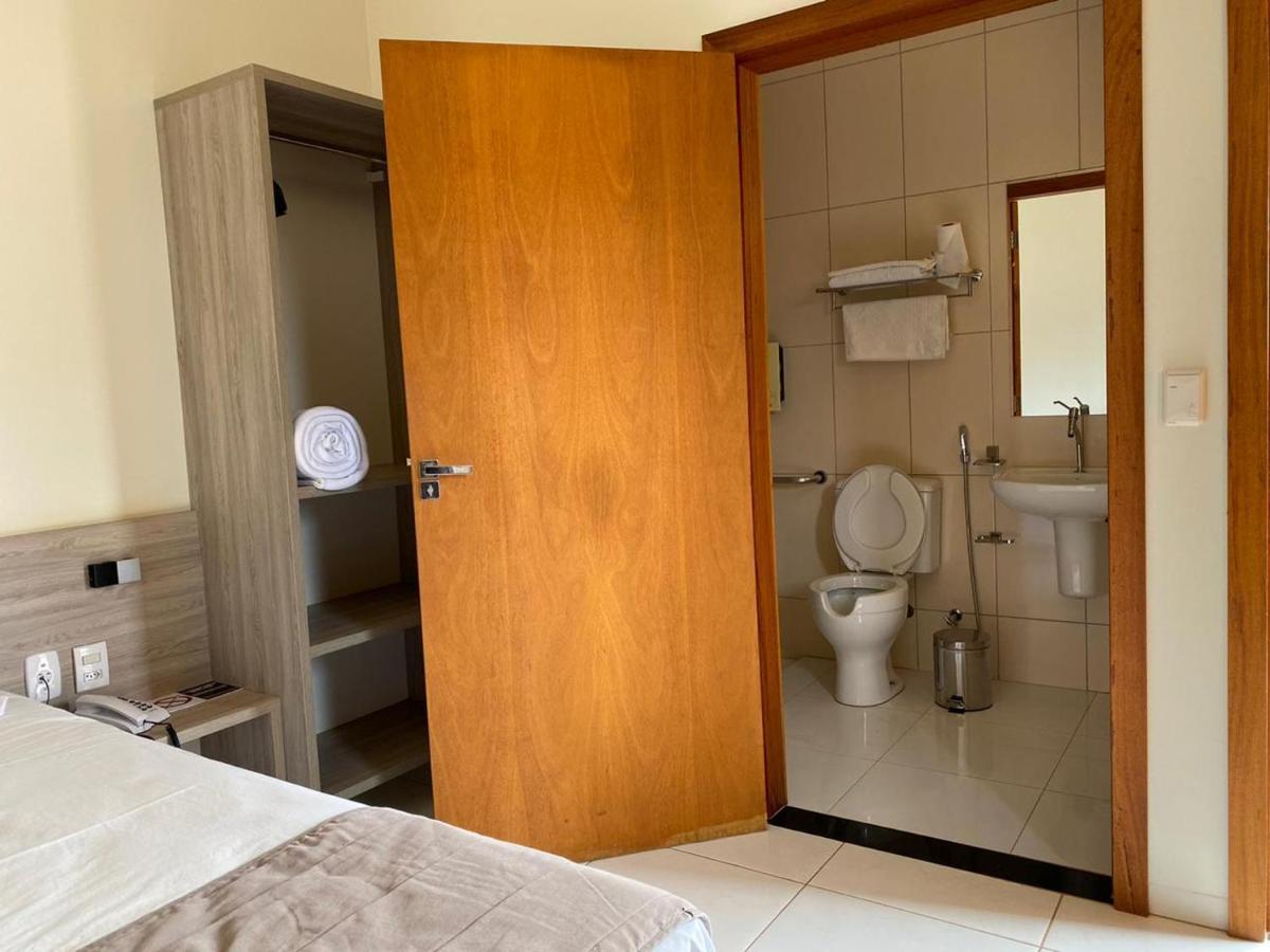 Rossi Hotel Comodoro Екстер'єр фото