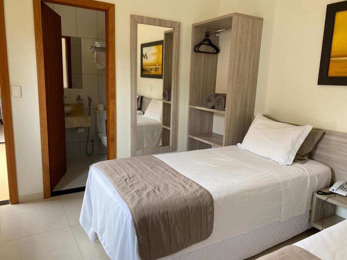 Rossi Hotel Comodoro Екстер'єр фото