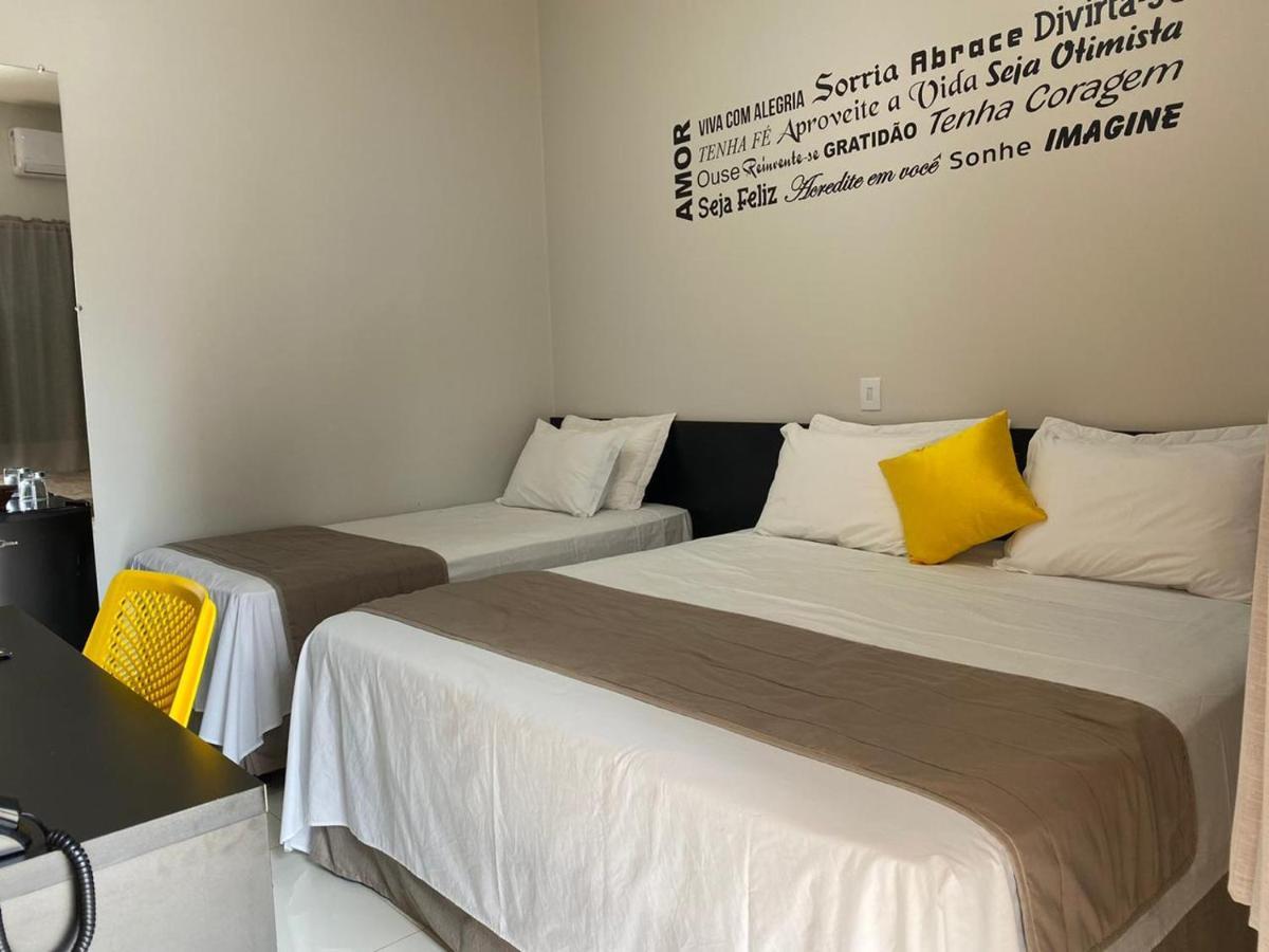 Rossi Hotel Comodoro Екстер'єр фото