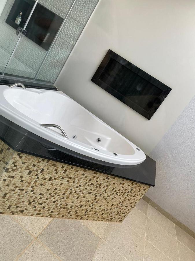 Rossi Hotel Comodoro Екстер'єр фото