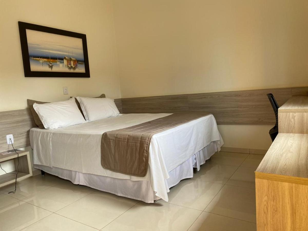 Rossi Hotel Comodoro Екстер'єр фото
