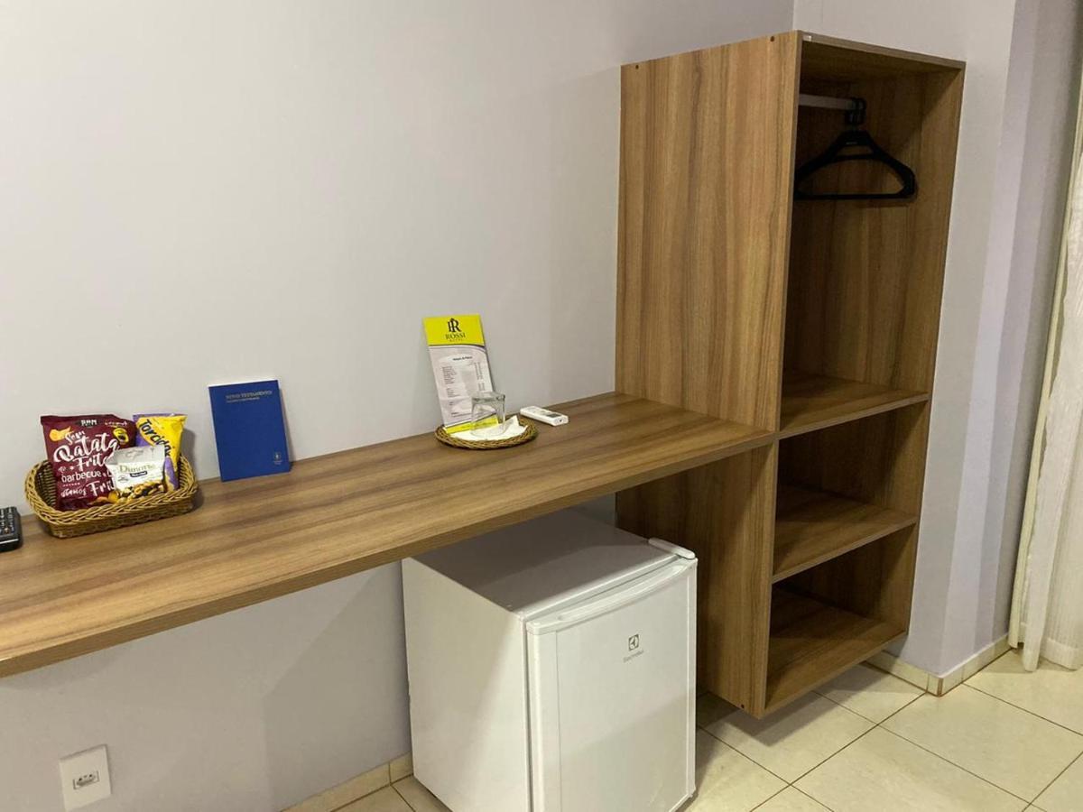 Rossi Hotel Comodoro Екстер'єр фото